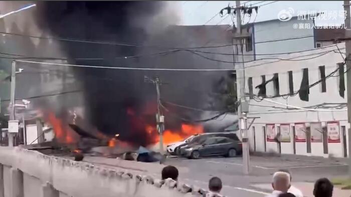 PLA Military Jet Crashes In Middle Of Chinese City, Leaving At Least 1 Dead - Vimarsana News