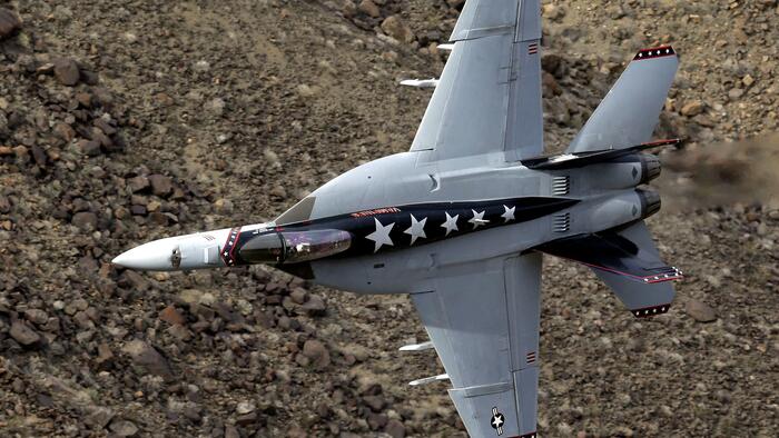 US Navy Super Hornet Crashes In Southern California - Vimarsana News