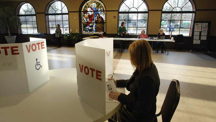 Catholic Voters Sour On Biden, Split Over Midterms - Vimarsana News