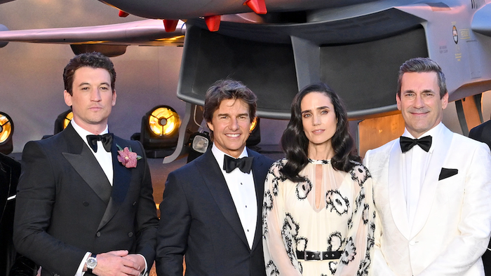 Taibbi: How Crazy-Ass Tom Cruise And "Top Gun" Saved America - Vimarsana News