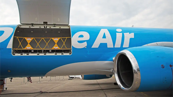Amazon Air Deliveries Slump As Shipping Slowdown Worsens - Vimarsana News
