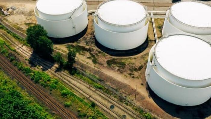 How Big A Problem Is America's Shrinking Oil Reserve? - Vimarsana News