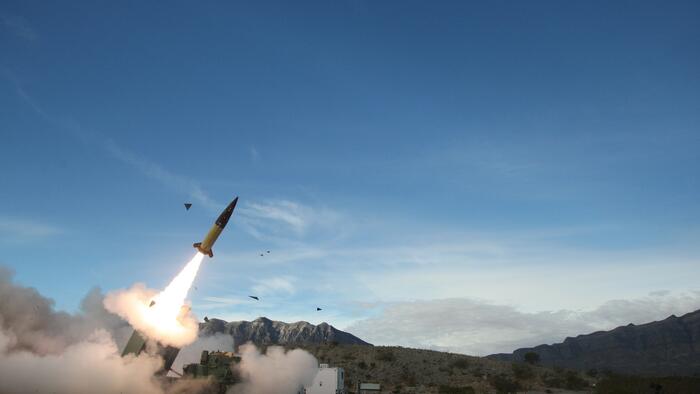 US, Ukraine Are In Talks To Transfer Fighter Jets & Longer-Range Missiles - Vimarsana News