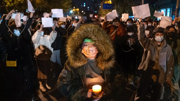 Beijing Police Checking People's Phones For Social Media Apps Amid Mass Protests: Report - Vimarsana News
