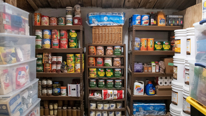 <div>German Disaster Official Recommends Stockpiling 'Several Crates' Of Water, Canned Food</div>