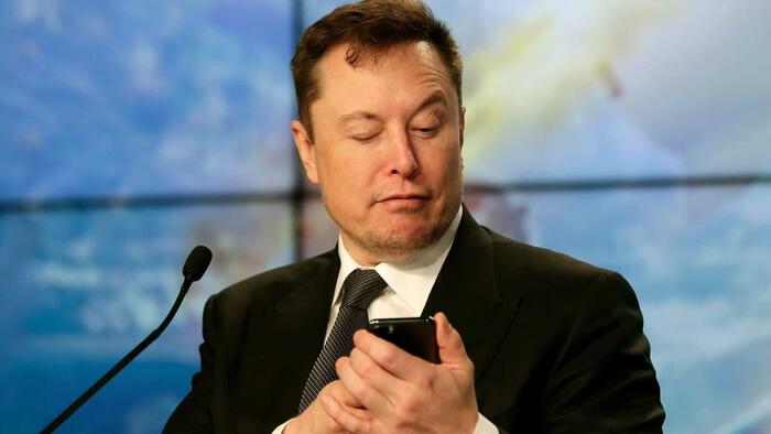 Zelensky Aide Accuses Musk Of Censoring Ukraine War On Twitter - Vimarsana News