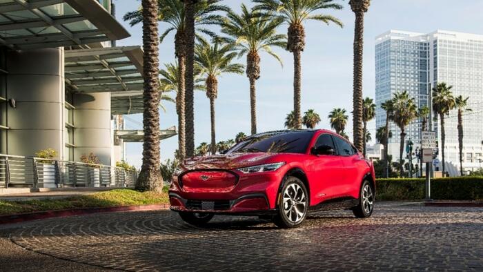 NextImg:Ford Shares Tumble After Company Slashes EV Prices To Match Tesla Price Cuts