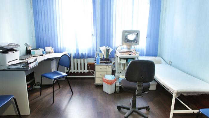 Ukrainian Refugees In Britain Are Going Home For Medical Treatment Rather Than Endure NHS Waiting-Times