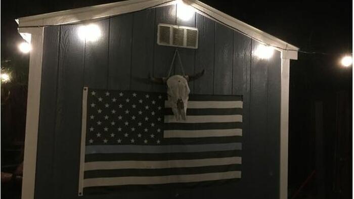 LAPD Chief Blasted For "Political Pandering" After Banning 'Blue Lives Matter' Flag From Los Angeles Police Stations - Vimarsana News