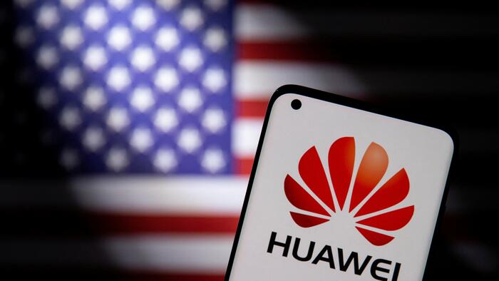 NextImg:US Halts New Licenses For Export To Huawei