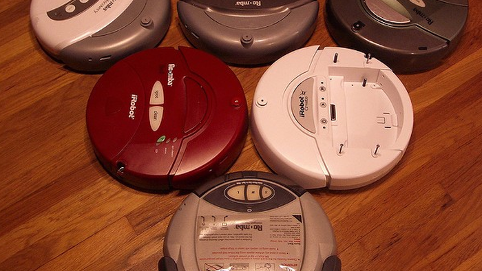 Roomba Robot Vacuum Testers Find "Intimate" Photos Of Themselves On The Web - Vimarsana News