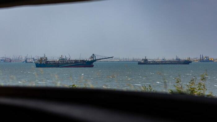 As The World Runs Out Of Sand, Chinese 'Pirates' Profit, Plunder, & Pillage - Vimarsana News