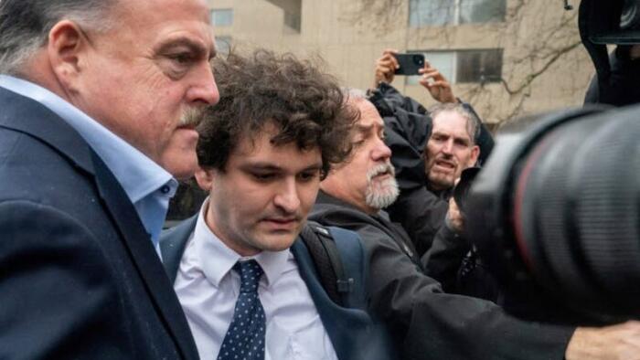 NextImg:FTX Lawyers Escalate Threats To Politicians: Return Donations Or Be Sued