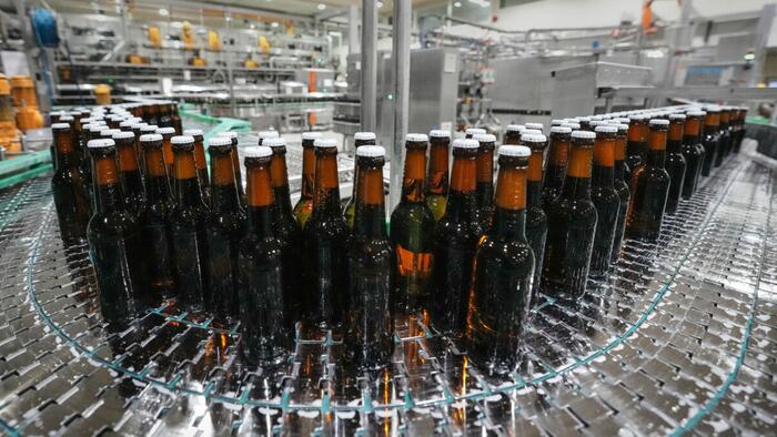 NextImg:What Crappy Beer Demand Tells Us About The Economy