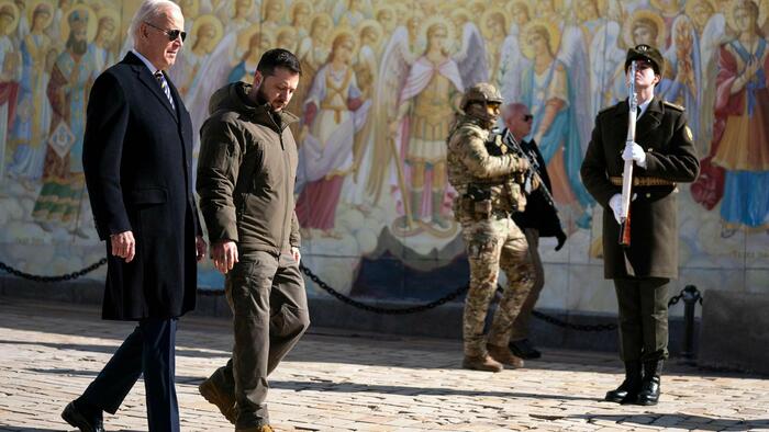NextImg:Is Biden Conning The Ukrainians? Claims Ukraine Flags Fly Across America