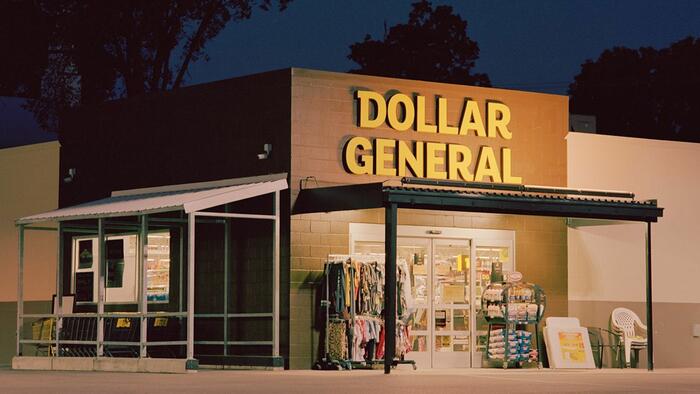 NextImg:Dollar Store "Mania" Hits Small Kentucky Town