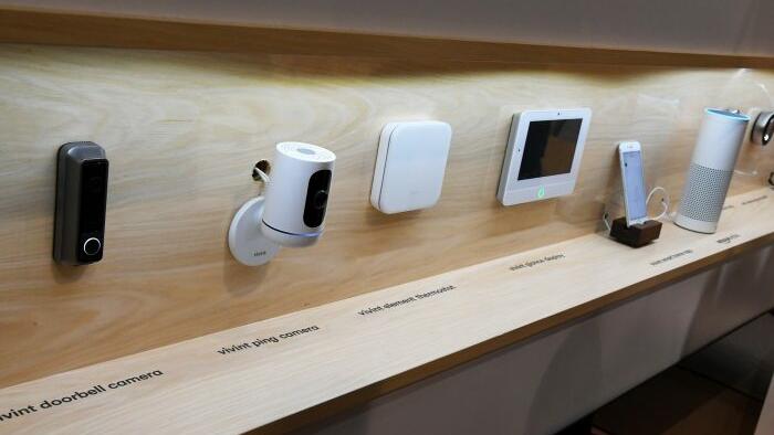 NextImg:House Wants Companies To Tell Consumers About Cameras, Microphones In Devices