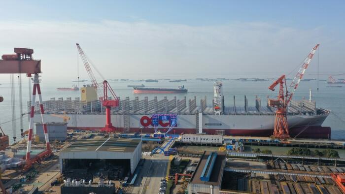 NextImg:"Colossal" Tidal Wave Of New Container Ships About To Strike