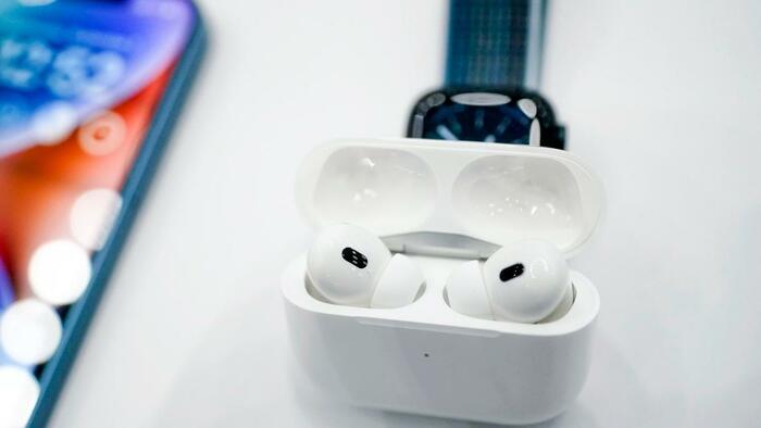 NextImg:Airpods Maker Races To Divest From China As Clients Push For India Expansion