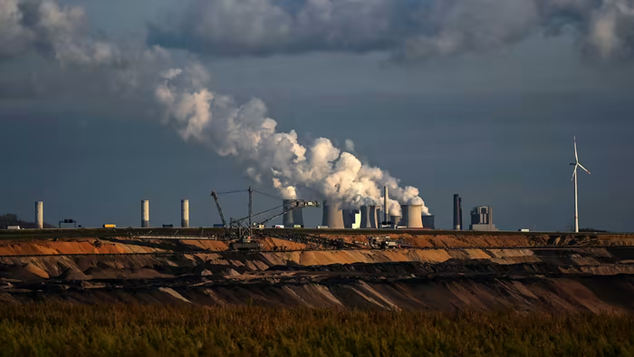 NextImg:Germany Considers Diverting Anti-Coal 'Green' Subsidies To Weapons Production
