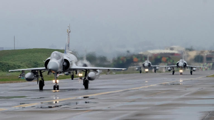 NextImg:Mood In Washington Shifting In Favor Of Jets For Ukraine