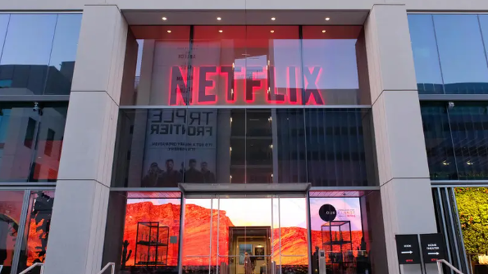 NextImg:Netflix Strikes Partnership With GM To Feature EVs On Its Titles