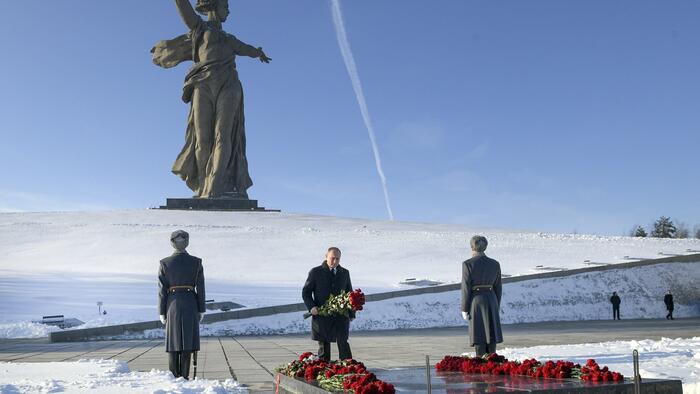 NextImg:Long After WWII, Russia Once Again Threatened With German Tanks "With Crosses On Them": Putin