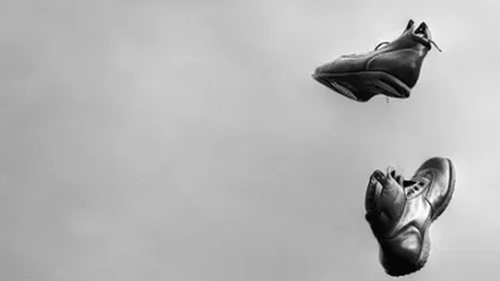 NextImg:The Next Bear Market Shoe Is About To Drop