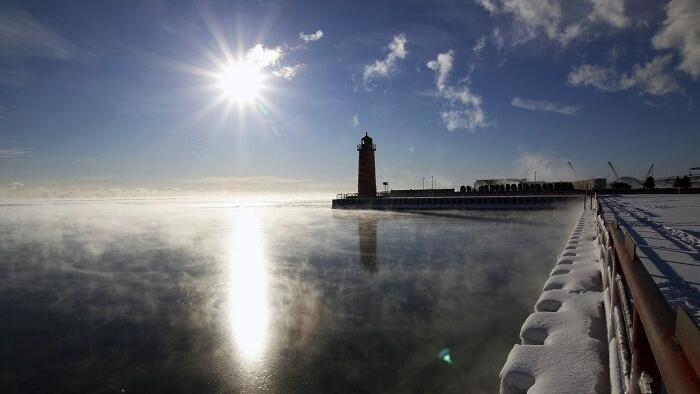 NextImg:FAA Briefly Shuts Down Airspace Over Lake Michigan For 'Department Of Defense Activities'
