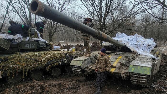 NextImg:Tanks For Ukraine Will Only Prolong War & "Line Pockets Of Gun Barons": Erdogan