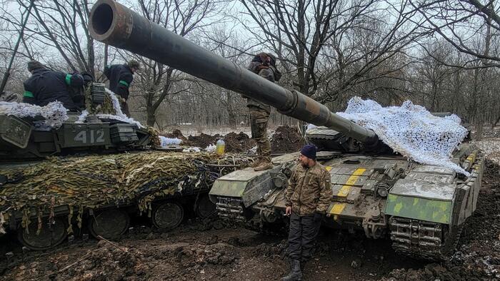 NextImg:Tanks For Ukraine Will Only Prolong War & "Line Pockets Of Gun Barons": Erdogan