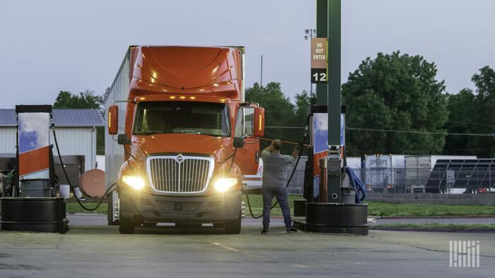 NextImg:What's Behind The Never-Ending Freight Brokerage Layoffs