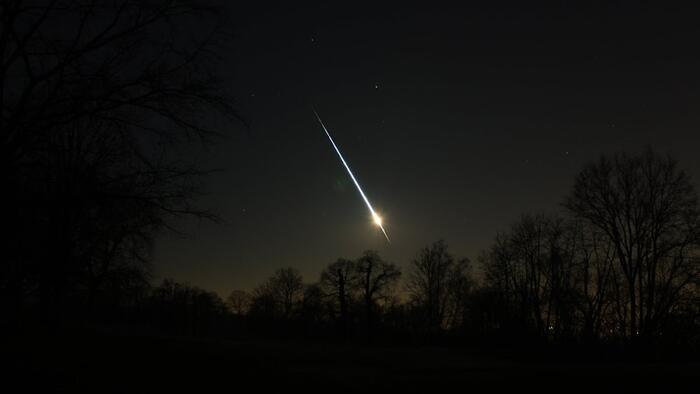 NextImg:Watch: Meteoroid Explodes Above English Channel