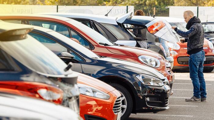 NextImg:Used-Car Prices See Largest Monthly Increase Since Late 2021