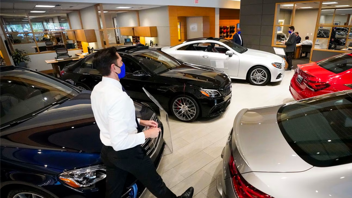NextImg:"It's Going To Bite Us" - Upside-Down Auto Loans Surge
