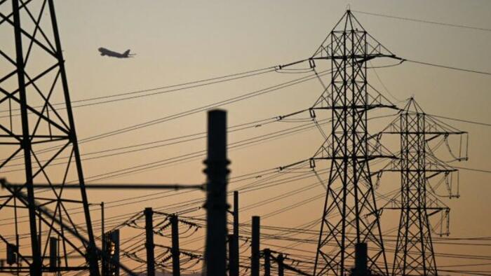 NextImg:The Weakening Electric Grid: Less Reliable, More Fragile