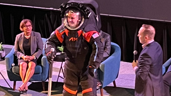 NASA unveils next-generation space suit for next Moon mission