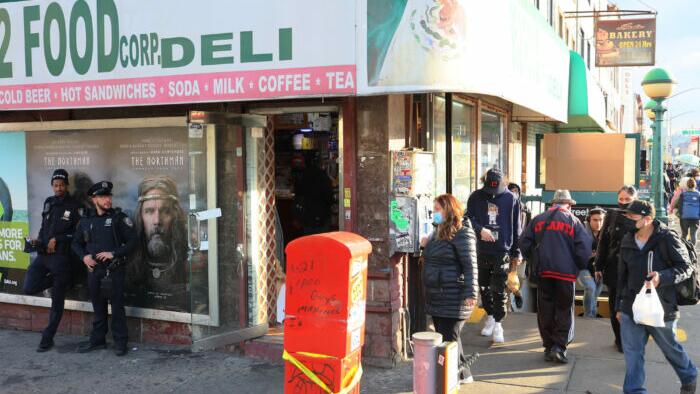 NextImg:Crime Trumps COVID: NYPD Wants Businesses To Require Customers Remove Masks