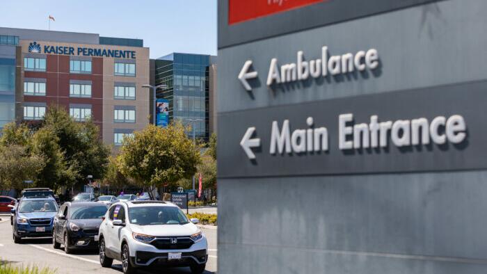 NextImg:Detransitioned Teen Girl Sues Kaiser Permanente Over Gender Transition Gone Wrong