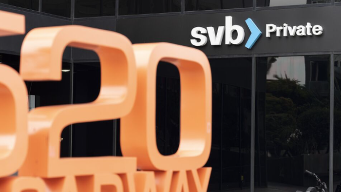 NextImg:"Woke" Asset Managers Stung By Silicon Valley Bank's ESG Appeal