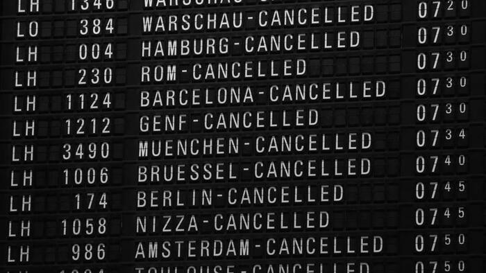 NextImg:German Transport Crippled By Inflation-Sparked "Mega Strike"