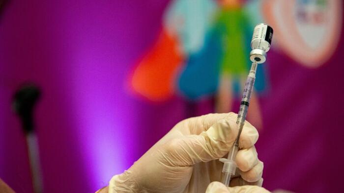 NextImg:Pfizer Confirms It Ended COVID-19 Vaccine Pregnancy Trial Early
