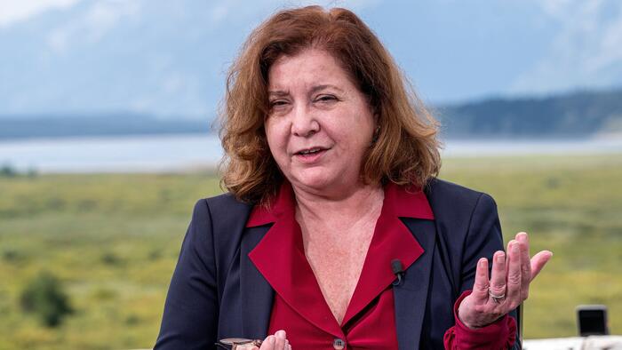 NextImg:"Dovish" Janice Eberly Is Frontrunner To Replace Brainard As Fed Vice Chair: Report