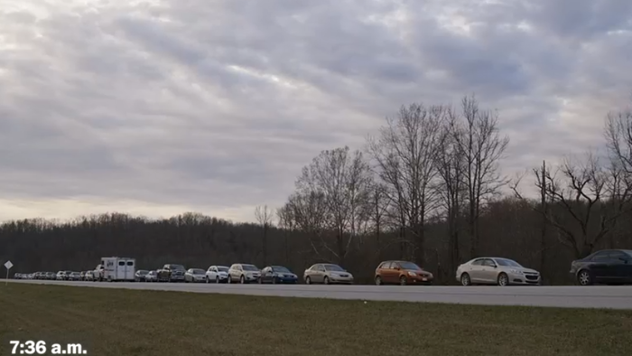NextImg:'The Government Is Trying To Kill Us Now': Low-Income Americans Fume In Mile-Long Food Lines After Pandemic Benefits End