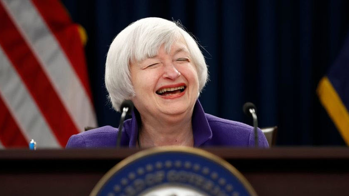 NextImg:Yellen Pulls Rug Out From Powell's Dovish Promises: Gold Gains As Banks Bust