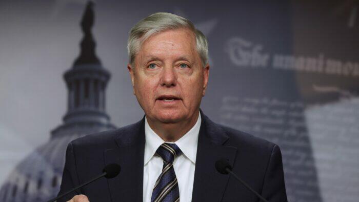NextImg:Senate Republicans Introduce Bill Codifying Right To Bear Arms Outside The Home