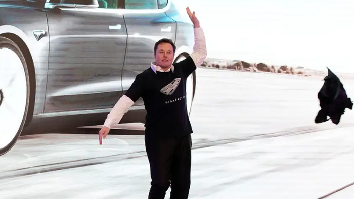 NextImg:After Price Cuts, Teslas Now Lose Value Faster Than Rivals