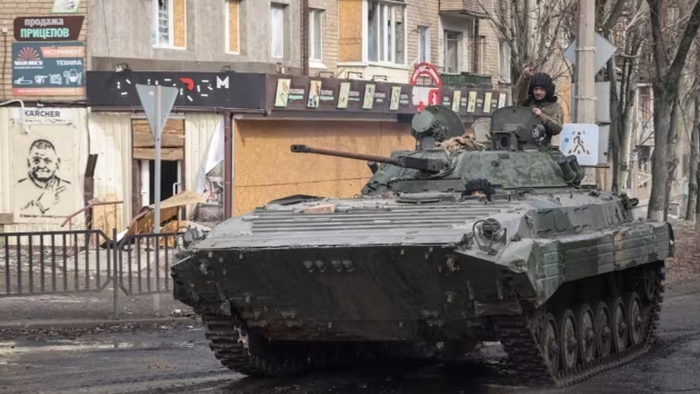 NextImg:Blinken Unveils $400 Million More In Arms With Ukraine Against The Ropes In Bakhmut