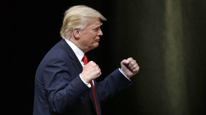 NextImg:Trump And "J6 Prison Choir" Song Hits #1 On iTunes
