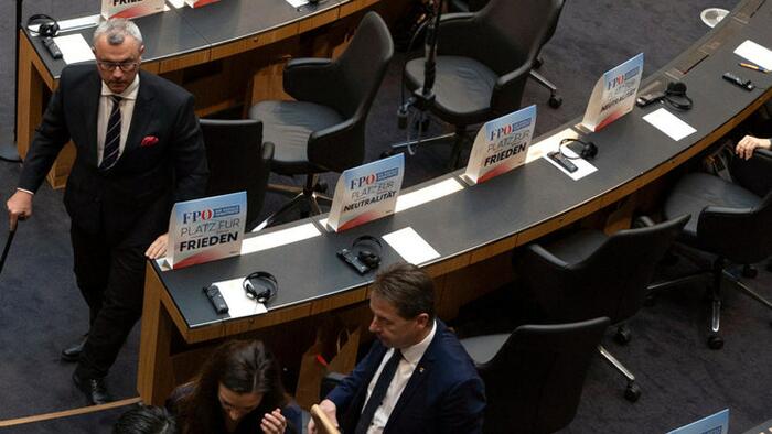NextImg:Watch: Austrian Lawmakers Stage Mass Walkout During Zelensky Speech